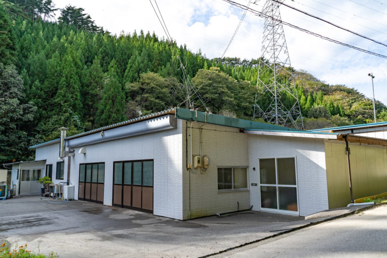 株式会社シャイン