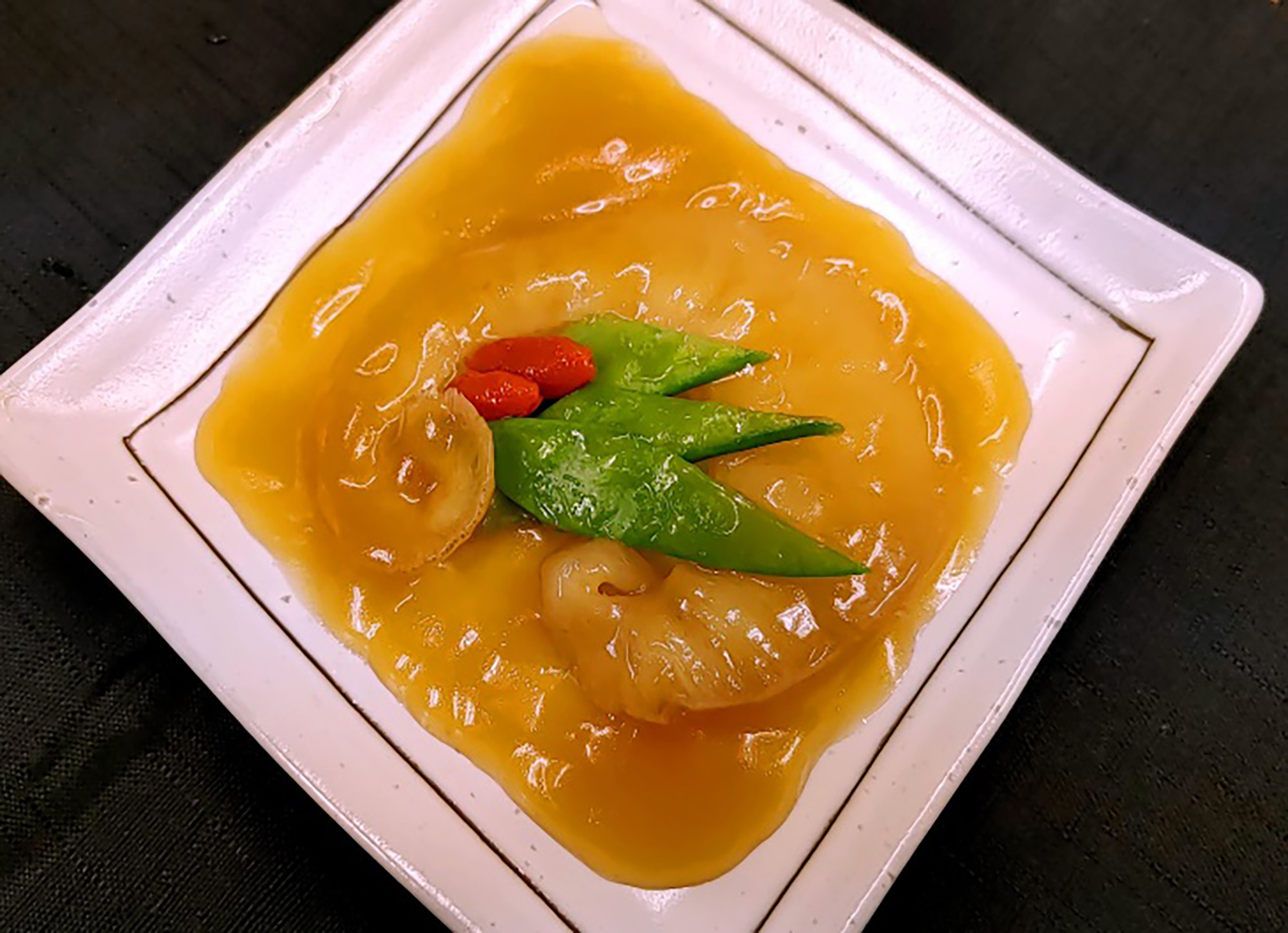 ふかひれ姿煮