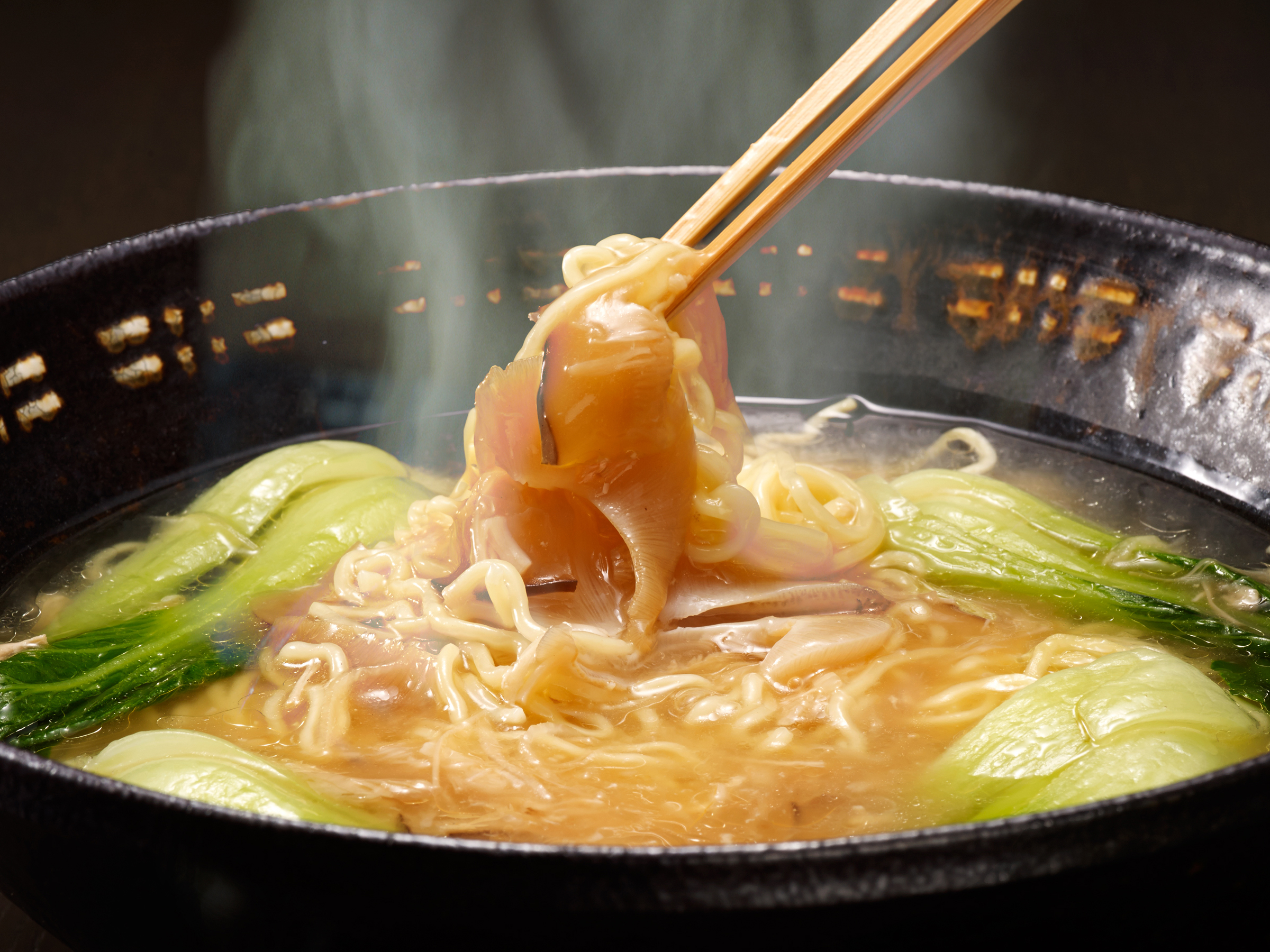 気仙沼海鮮ふかひれ生ラーメン