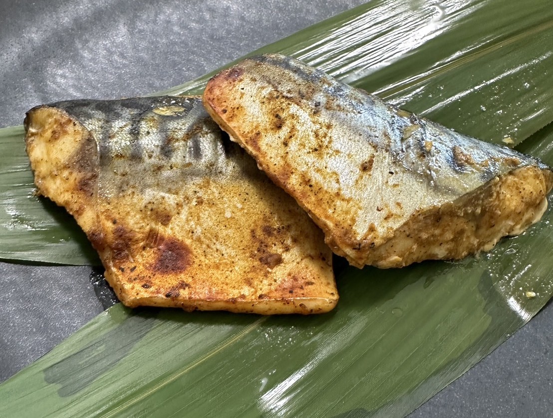 サバトマトカレー漬