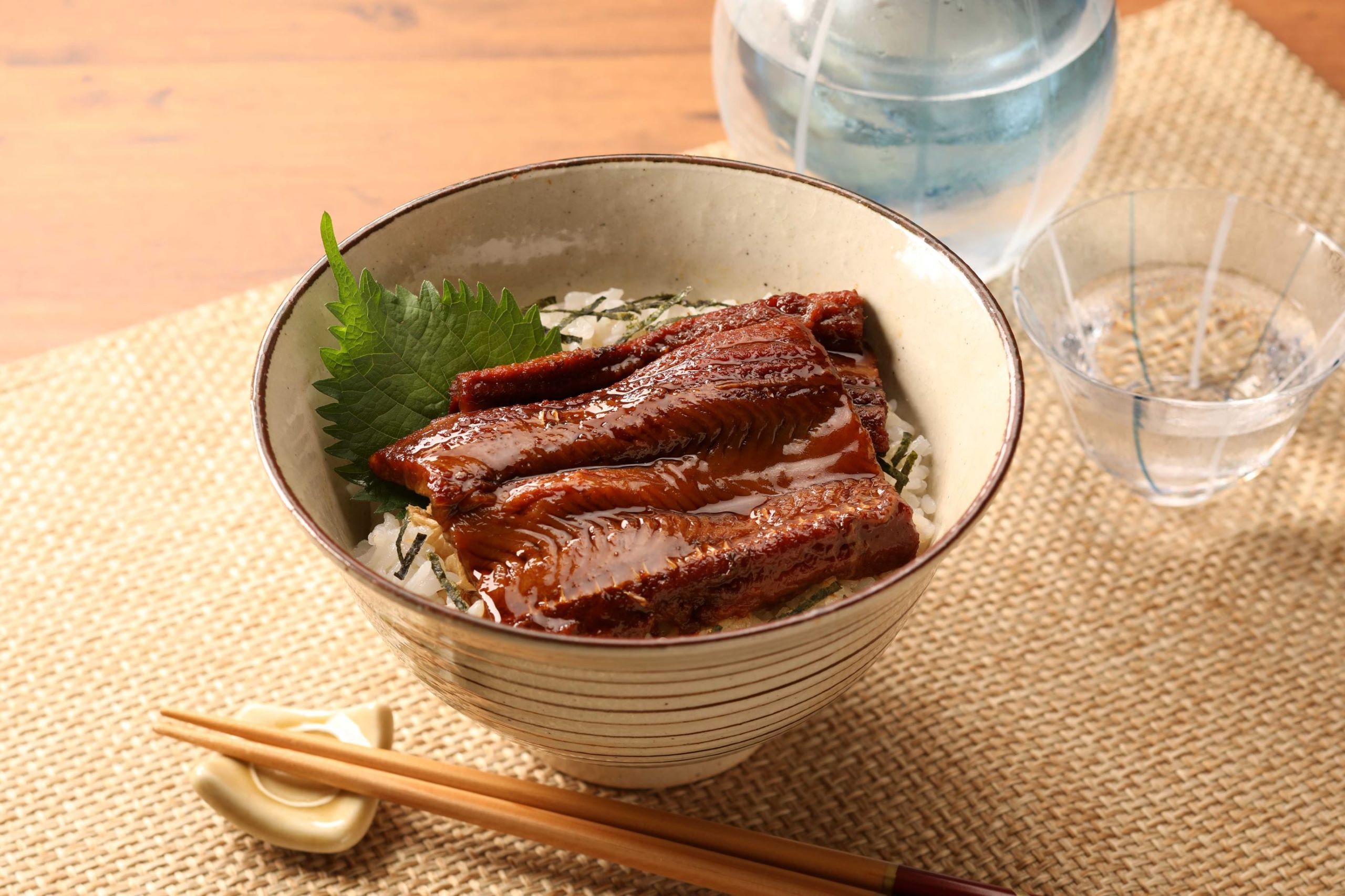 三晃食品株式会社